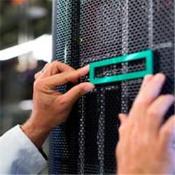 HPE KIT DE PLACA POSTERIOR PARA PROLIANT DL38X GEN10 PLUS 8 SFF SAS/SATA A MODO TRIPLE
